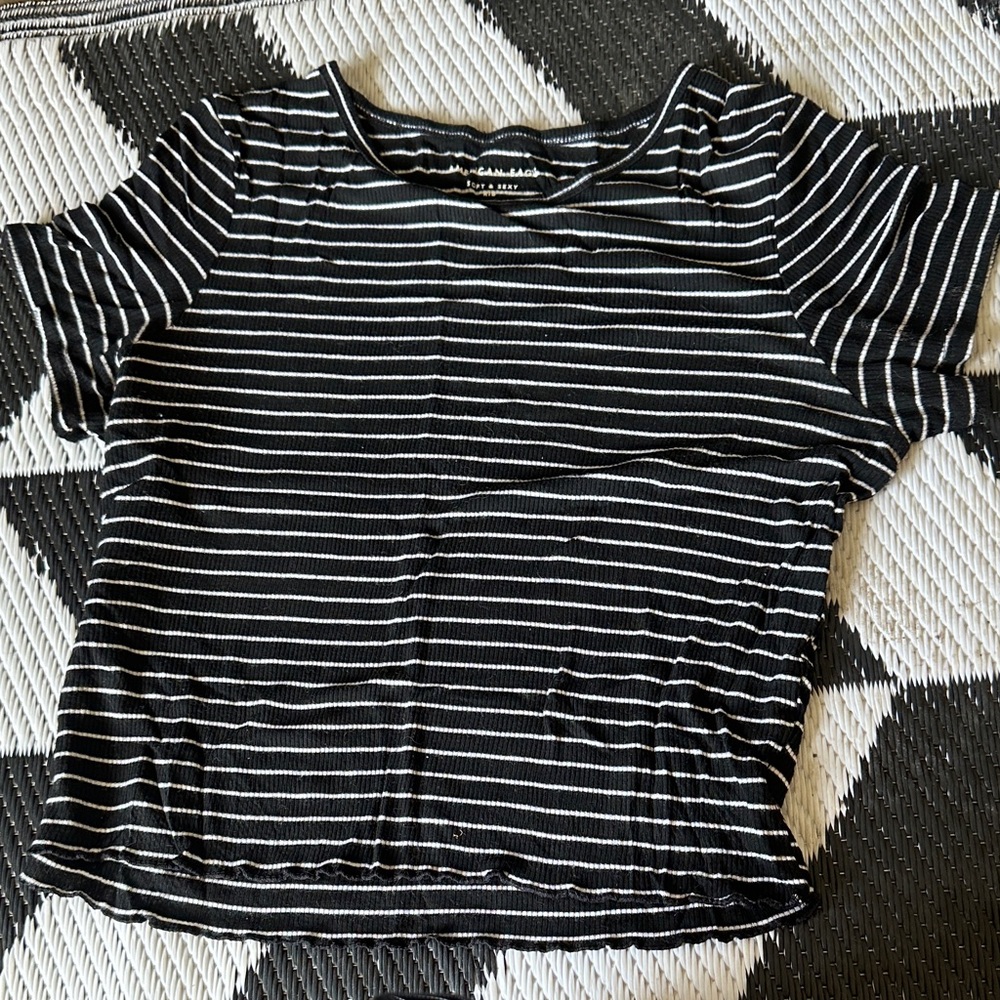 American Eagle Outfitters Black and White Striped Short Sleeve Tee - Picture 4 of 7